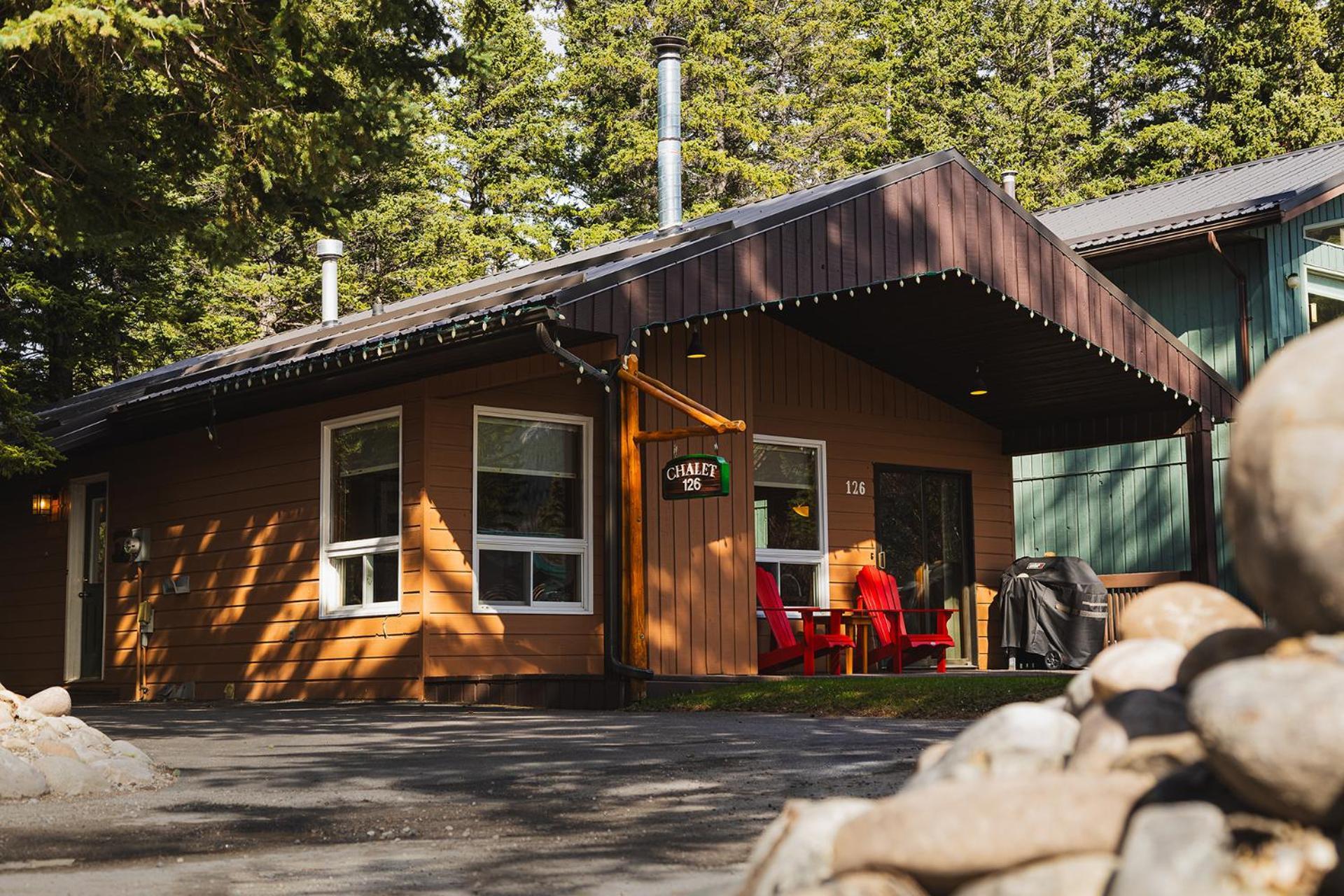 Overlander Mountain Lodge Jasper Exterior photo