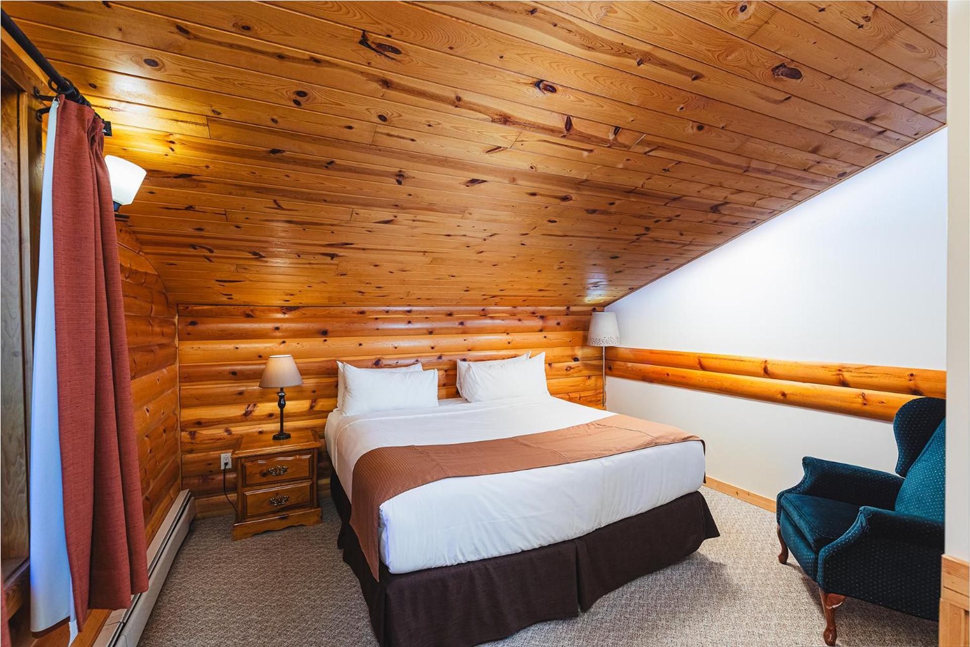 Overlander Mountain Lodge Jasper Exterior photo