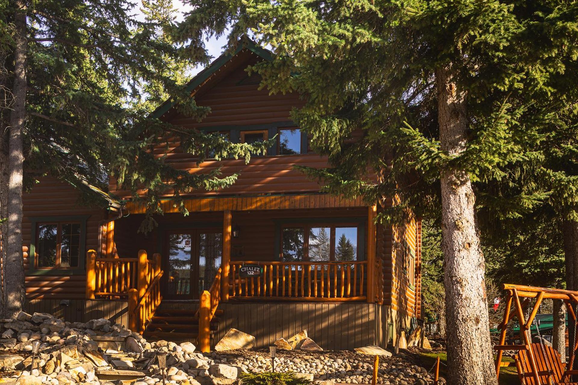 Overlander Mountain Lodge Jasper Exterior photo