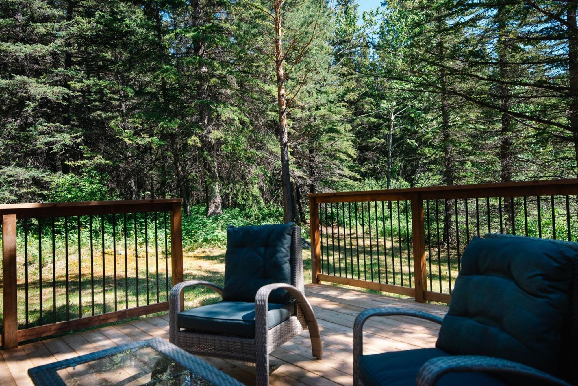 Overlander Mountain Lodge Jasper Exterior photo